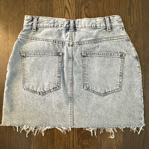 ASOS DESIGN denim 'original' mini skirt in midwash - Picture 3 of 6